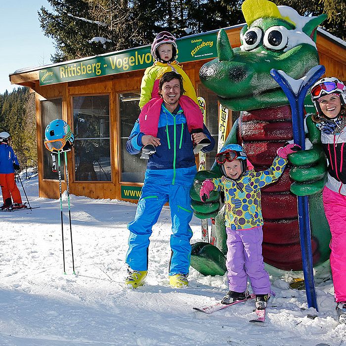 Skifahren mit der Familie in Schladming